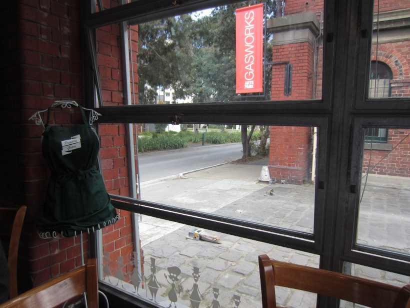 Custom retro apron <3